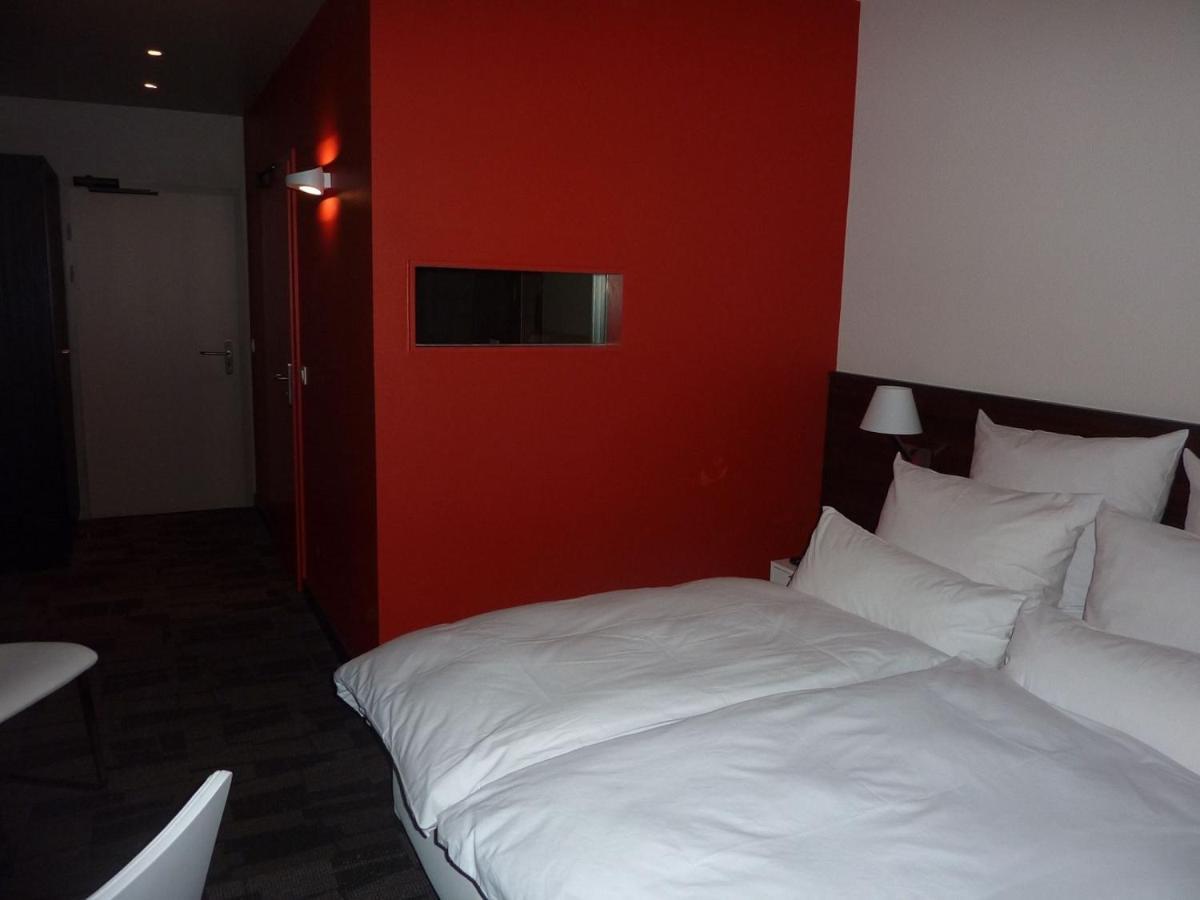 Hotel Saint-Hubert Hambach Экстерьер фото